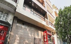 Hotel O Iris Lite
